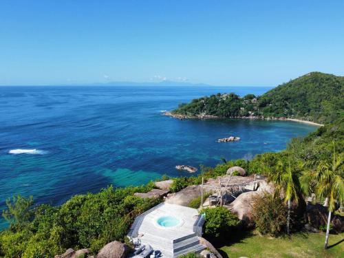 623124417 Château de feuilles & SPA - Praslin island