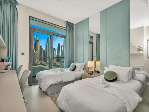 Upscale family friendly 4 bedroom on Private Beach with Amazing Views, Dubai (photo 9)