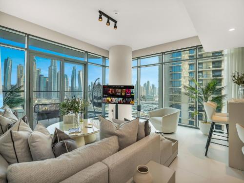 Upscale family friendly 4 bedroom on Private Beach with Amazing Views, Dubai (photo 4)