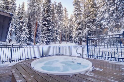 Ten Mile Haus A-6 2Br 2Ba condo in Copper Mountain, USA
