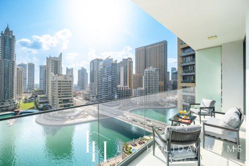 LUX LIV Contemporary Full Marina View Suite, Дубай (фото 7)