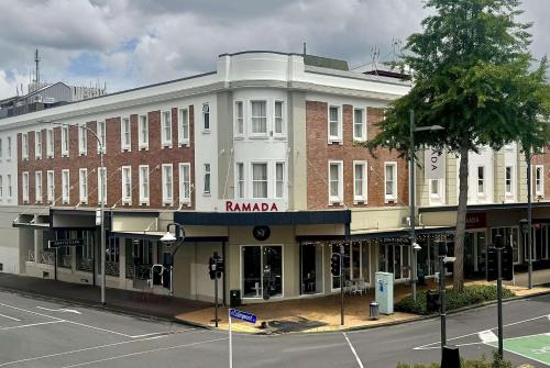 Ramada by Wyndham, Hamilton City Center, Hamilton
