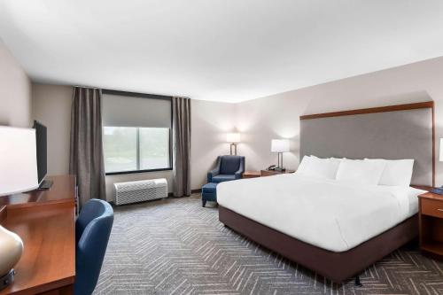 King Room - Accessible/Non-Smoking