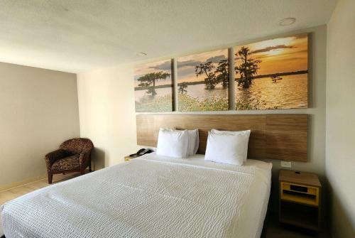 Ambassador Inn Lafayette - image 7