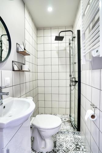 Lily's Studio 6 by Bulgarentals - Central Sofia, Sofia (Foto 8)