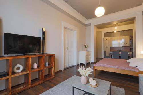 Superior Apartment image 8