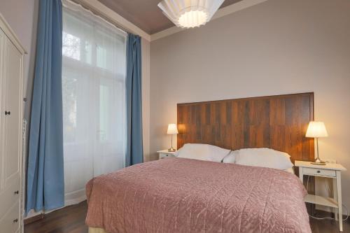 Standard Apartment image 9