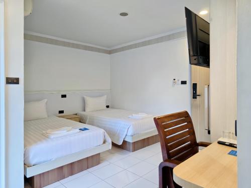 Chambre avec 2 lits, vue sur la montagne