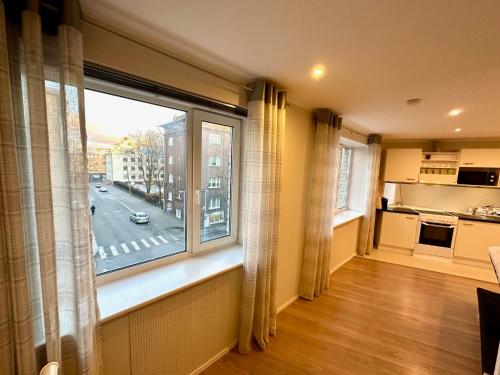 Kitchen, Central Location Apartment with Wide Bath in Torupilli