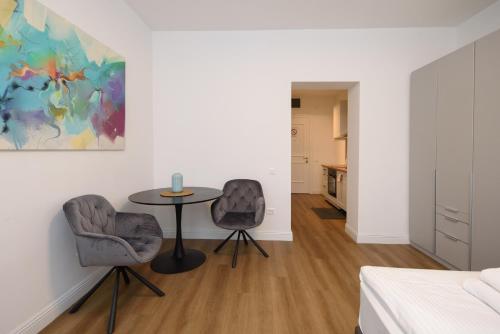 One-Bedroom Apartment image 10