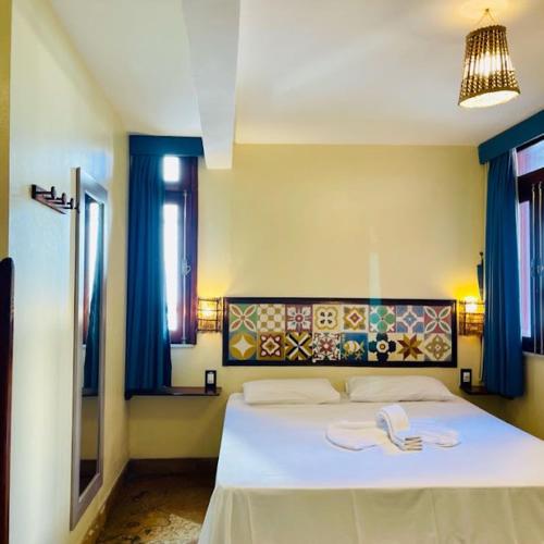 Standard Triple Room image 2