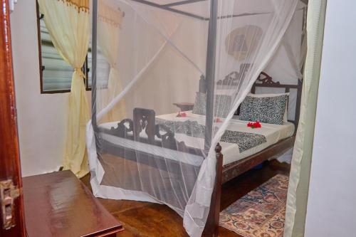 Hera Beachfront Apartment in Malindi