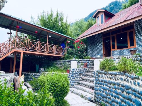 Kartik mountain View Cottage - A Hidden Gem - Best Selling Property in Manali in Vashist