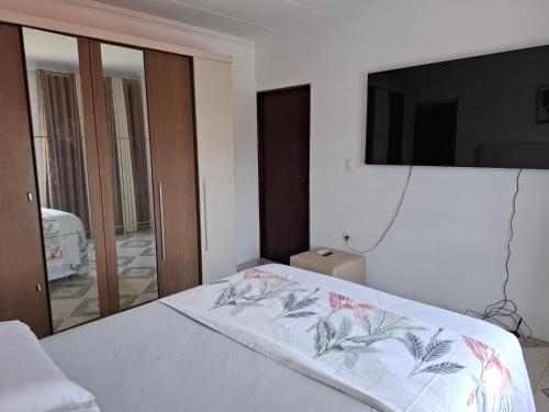SUÍTE em RESIDÊNCIA bairro Antares (SUITE em RESIDENCIA bairro Antares) in 聖若熱