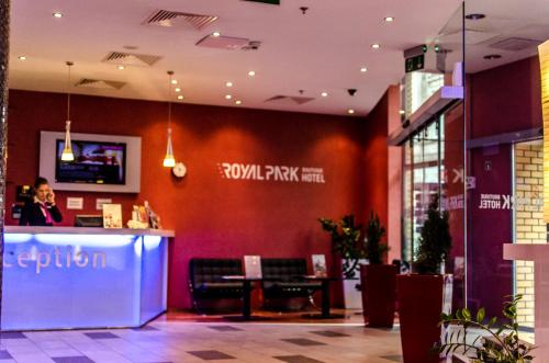 Royal Park Boutique Hotel - image 4