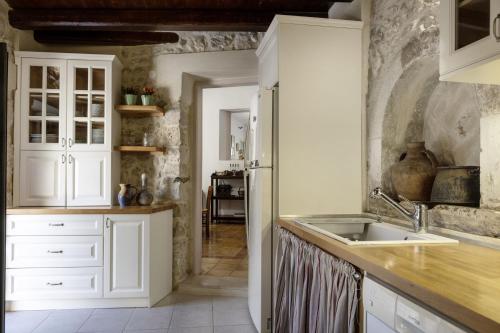 Kitchen, Villa Helidona with Private Pool in Episkopi