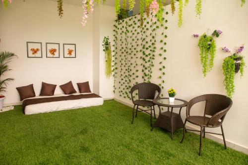 Garden, Inventree Hotel The Monarch Bagalur IT Park, Bengaluru in Devanahalli