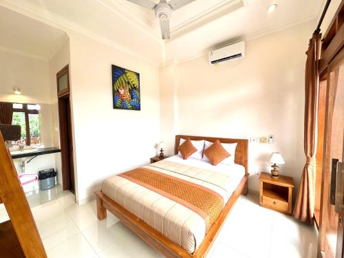Naeera Guest House - Tap to explore photos