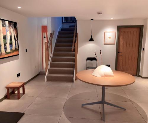 Woodmill Arches - Designer Barn Conversion for Two in Newburgh