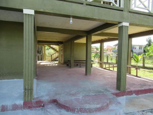 Cozy two bedroom Villa in West Bank Demerara