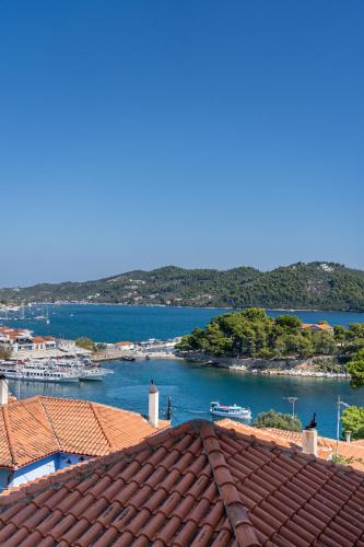 Noemia Skiathos 5