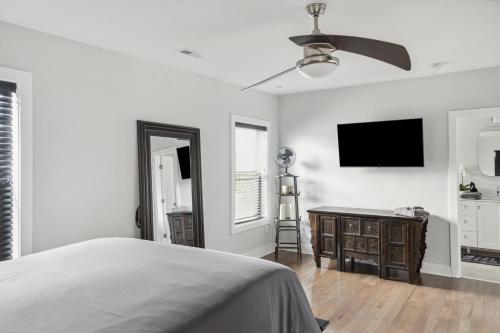 Luxury 4BR home 7 mins to US Capital, Rooftop deck, in Washington Free Parking in Washington, USA