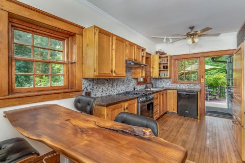Rose & Thorne in Gardiner (NY)