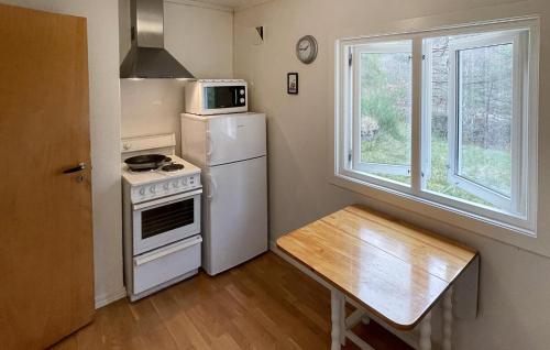 Kitchen, 2 Bedroom Stunning Home In Kristiansand in Kristiansand