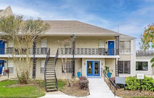 CaseyOFListings in Highlands (TX)