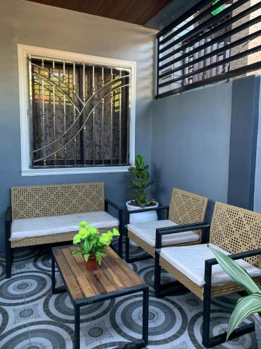 Spacious Seaview Studio in Lila, Bohol in Lila