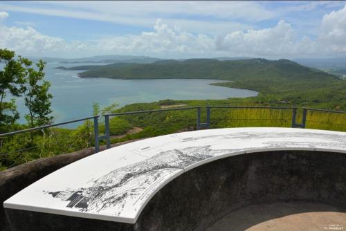 Studio California à Tartane (Studio California a Tartane) in La Trinite