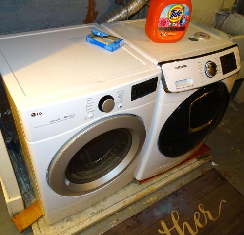 Spacious 4 bedroom home with large yard in Natick (MA)