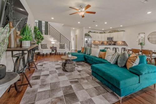 The Green House, College Station