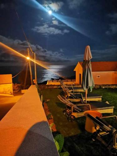 Our Place in Pico in เซา กาเอตาโน