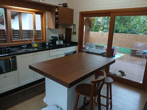 Kitchen, Casa Super Astral no Sul da Ilha near Ancora Sandubar