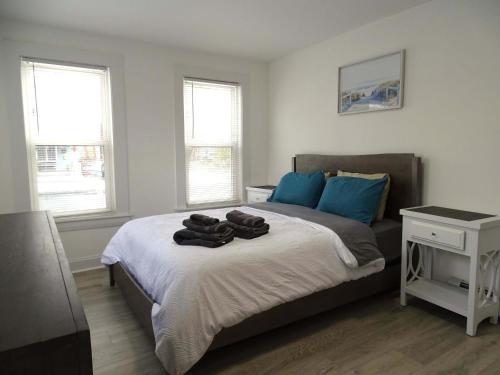 3 Bed Apartment in Quiet Neighborhood in Natick (MA)