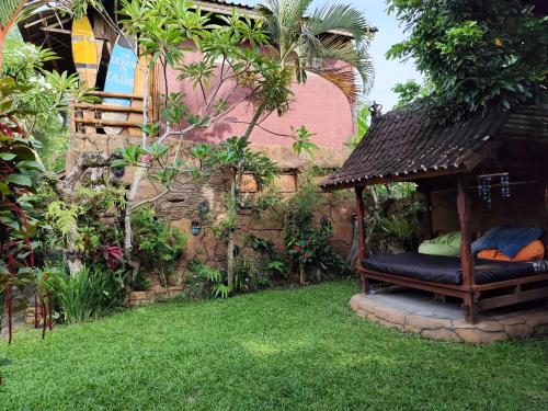Exterior view, Medewisurf-homestay near Pekutatan Beach
