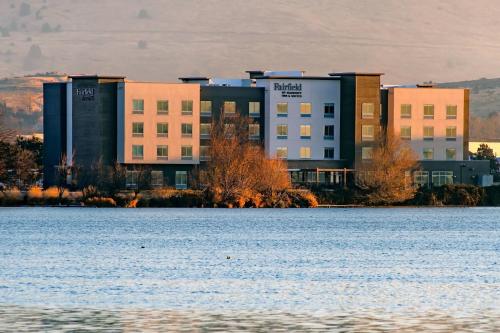 . Fairfield Inn & Suites by Marriott Klamath Falls