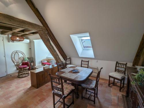 Gîtes modulables entre Loire et Sologne avec jardin et barbecue - FR-1-590-528 (Gites modulables entre Loire et Sologne avec jardin et barbecue - FR-1-590-528) in Saint-Firmin-sur-Loire