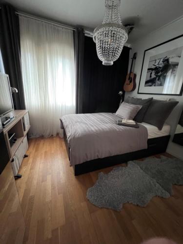 Et steinkast unna tog og ferje terminal, 3 soverom 2 bad Et steinkast unna tog og ferje terminal, 3 soverom 2 bad