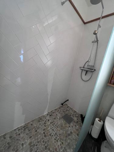 Et steinkast unna tog og ferje terminal, 3 soverom 2 bad Et steinkast unna tog og ferje terminal, 3 soverom 2 bad