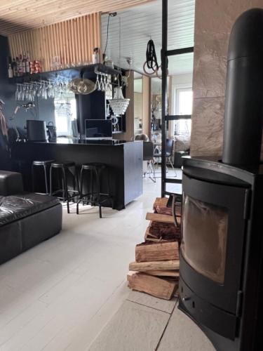 Et steinkast unna tog og ferje terminal, 3 soverom 2 bad Et steinkast unna tog og ferje terminal, 3 soverom 2 bad