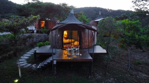 2Someplace Resort in Mae Lao