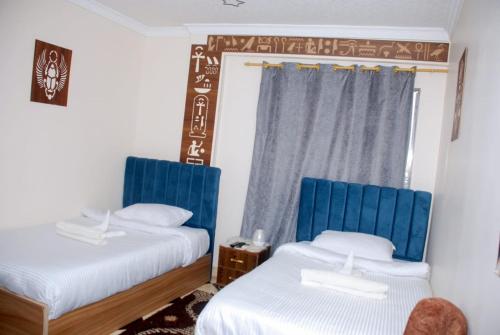 Aza pyramids view guest house - image 4