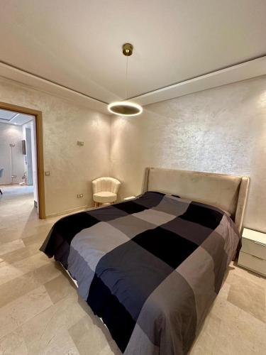 Appartement 2 chambres salon à coté de carré éden 10, Marrakech