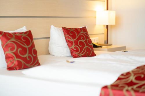 2 twin beds