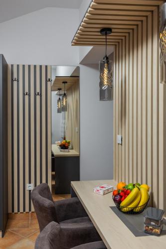 Studio with Balcony (2 Adults) image 10