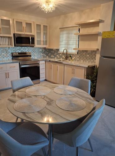 ห้องครัว, Aurum at Gaskin in คราวน์ พอยต์