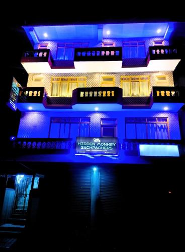 ทัศนียภาพภายนอกโรงแรม, Hidden Monkey Backpackers, Darjeeling, Batasia in ดาร์จีลิ่ง