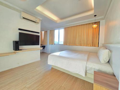 room detail thumbnail 0